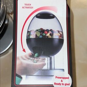 touch activated candy dispenser comes with batteries